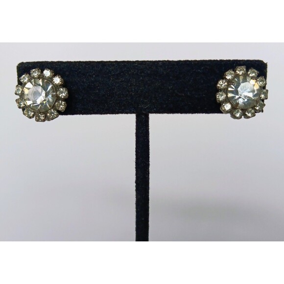 Vintage Clear Sparkly Rhinestone Clip-On Earrings Estate Find 1/2 in - Picture 3 of 10